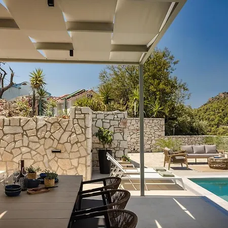 Assos Reverie アソス